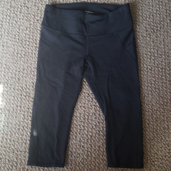 Memorial Day sale! Athleta capris running or yoga pants. LP size - Picture 6 of 6